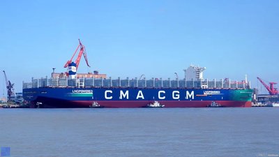 CMA CGM v Gambiji nalaga doplačilo zastojev pristanišča